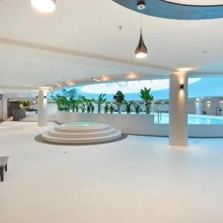 Hanza Tower Deluxe 21 With Terrace & Pool Apartament